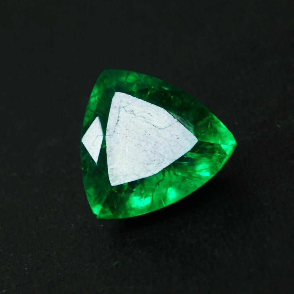 Green Emerald Trillion Cut Natural 8.45 Carat CERTIFIED Loose Gemstone