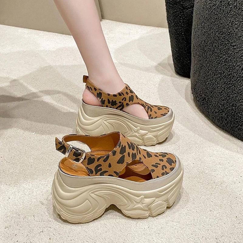 Fashion 9CM PU Microfiber Leather Breathable Sandals Flats Slipper Shoes Summer Round Toe Slip On Women Platform Wedge Flats High Brand