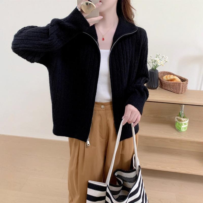 Loose lazy wind age-reducing sweater jacket women's autumn and winter new twist stand-up collar zipper fashion knitted cardigan
