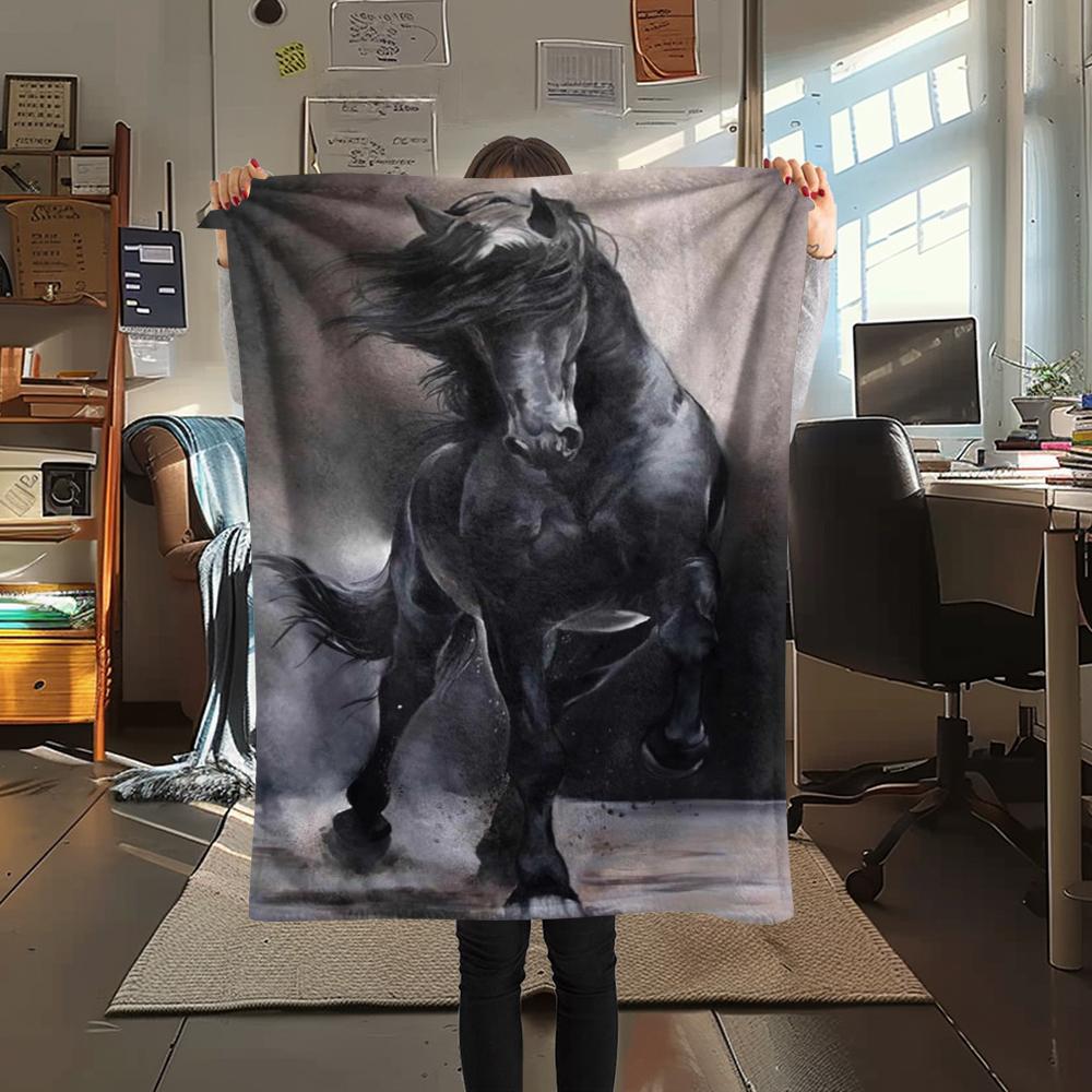 1Pc Black Horse Print Flannel Blanket, High Quality Comfortable for All Seasons, Home Decor, Warmth and Comfort, Perfect for Gifts