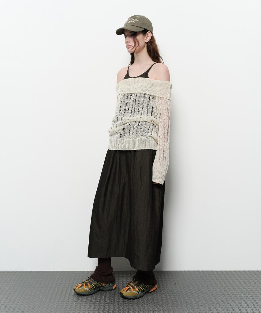 Daiaegeuneol Off Shoulder Damage Knit (Ivory)