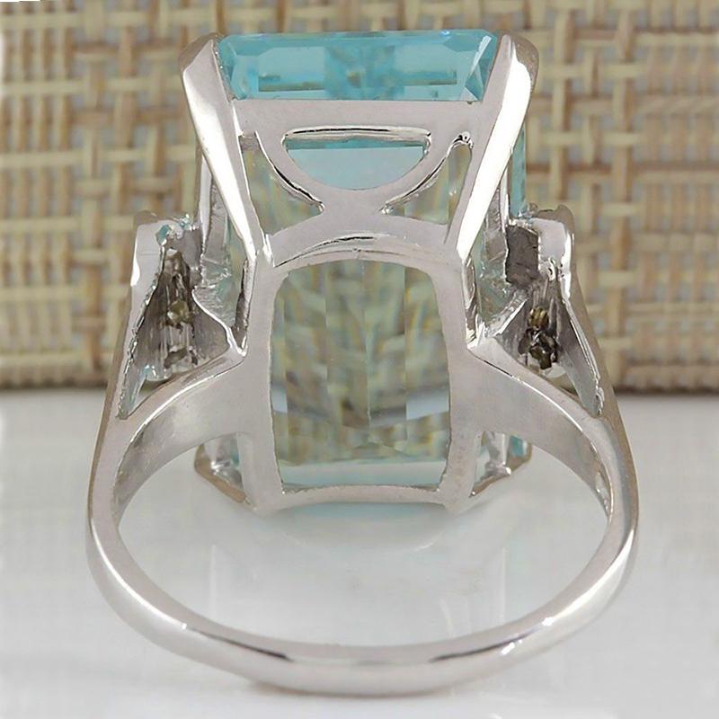 New Fashion Trend Square Light Blue Crystal Zircon Silver Color Ring for Women Elegant Luxury Ladies Wwedding Party Prem
