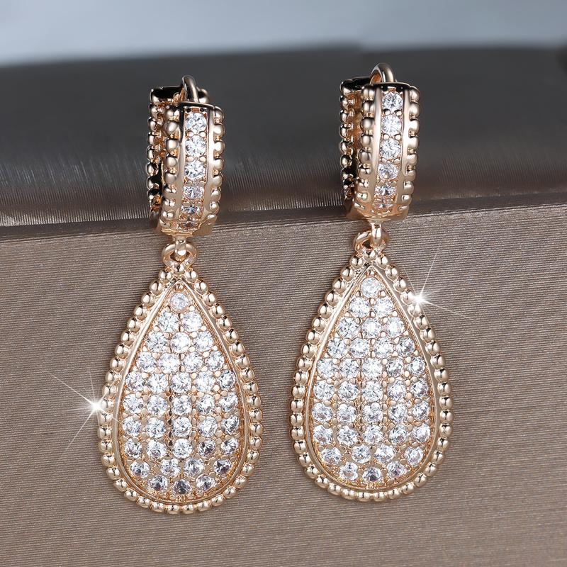 Kadın Su Damlası Küpeler Zarif Altın Rengi Düğün Partisi İçin Takı Enfes Yıl Dönümü Hediyesi