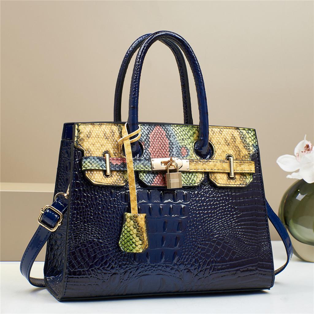 Fashion Color Blocked Gold Buckle Decor Crocodile Texture Women Shoulder Bag For Daily Carry