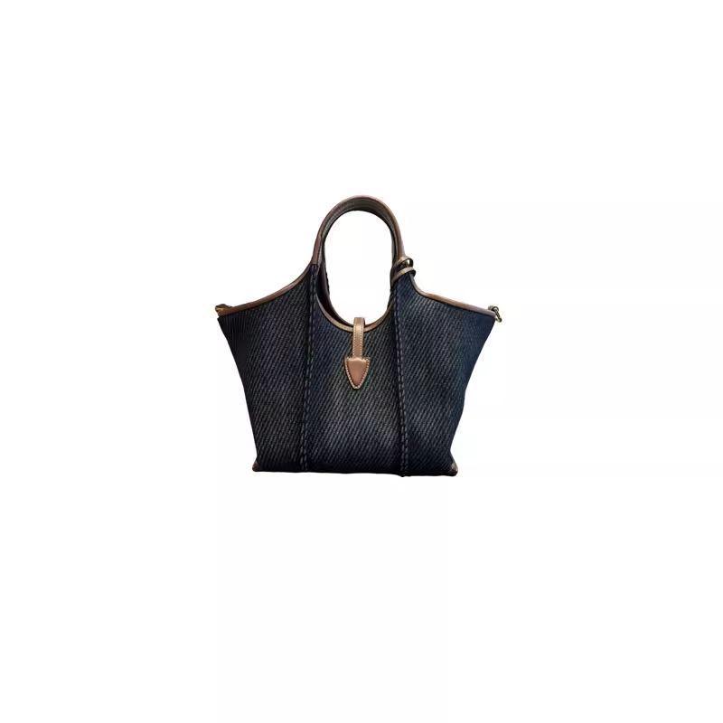 Geantă Tote Denim de Mână pentru Femei 2025 - Versatilă, Trendy, Geantă de Navetă de Nișă