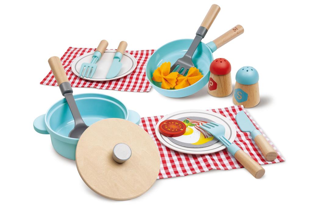Hape Wooden Play Kitchen Cooking Set for Ages 3 and Up (E3208)