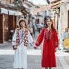 Ethnisch inspiriertes Baumwoll-Leinen-Kleid Damen Urlaubsreise Sonnenschutz Langarm Mittellanger und langer Rock Literarisches Stickerei Taillenkleid