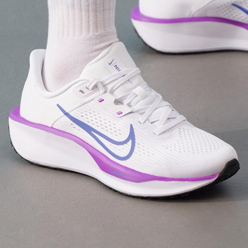 Nike WMNS Quest 6 Running Shoes