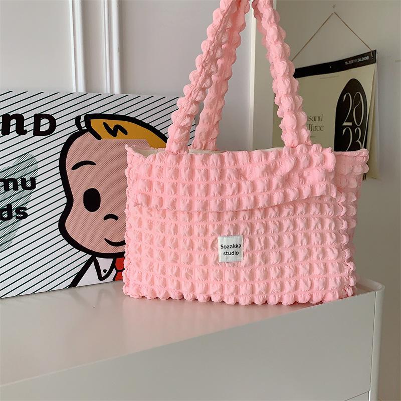 

Весной и летом новая плиссированная сумка-кружка большого объема через плечо, корейская холщовая сумка для поездок на работу