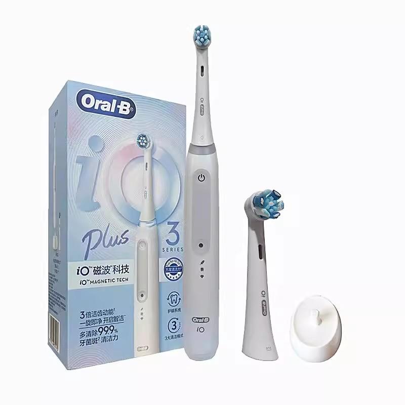 

Электрическая зубная щетка Oral B iO3 белый