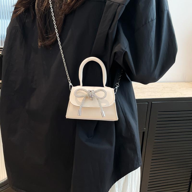 French Niche Design Premium Mini Bag 2025 Girl Bow Chain Lipstick Earphones Messenger Bag Tide