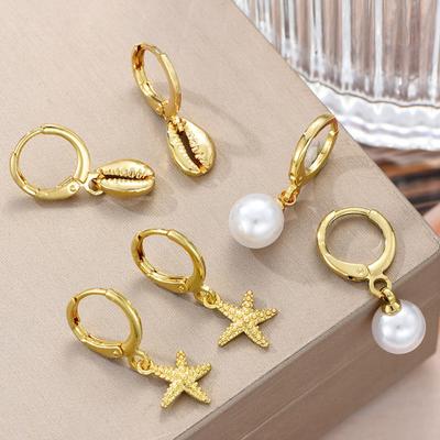 3 Pairs Women Coastal Hoop Earrings Starfish Seashell Faux Pearl Charm Dangle Hoop Earrings Summer Beach Earrings for Holiday Daily Wear