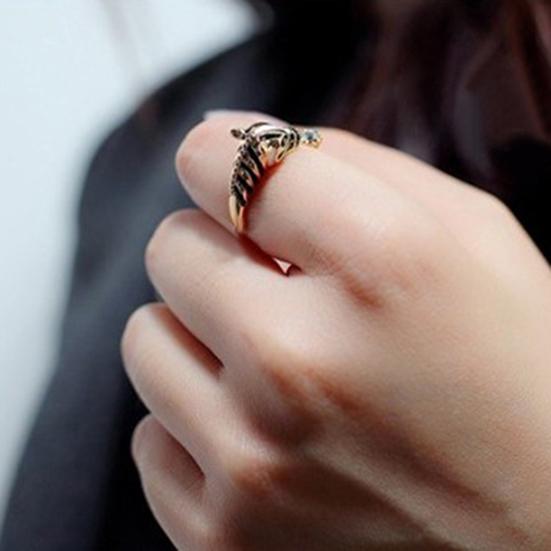 Women Fashion Horse Head Rhinestone Opening Finger Ring for Party Club