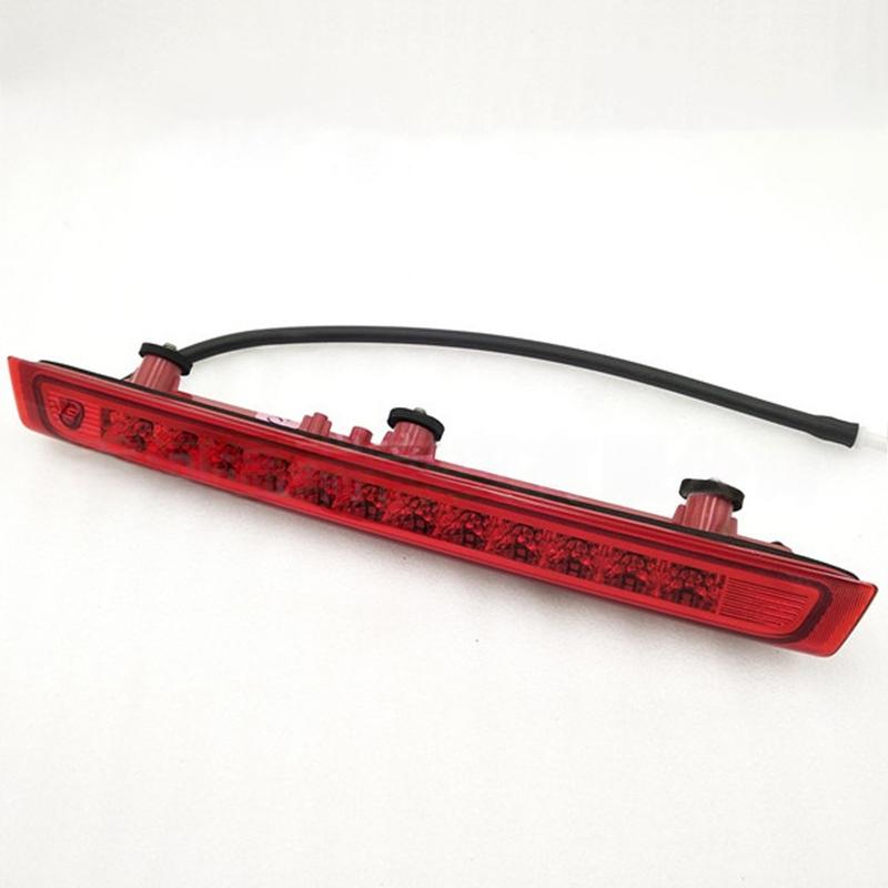 Autoscheinwerfer-Baugruppe OEM 92700-2L000 Rotes hinteres Zusatzbremslicht Verschleißfestes ABS-Material Nicht verformbar Rote Farbe