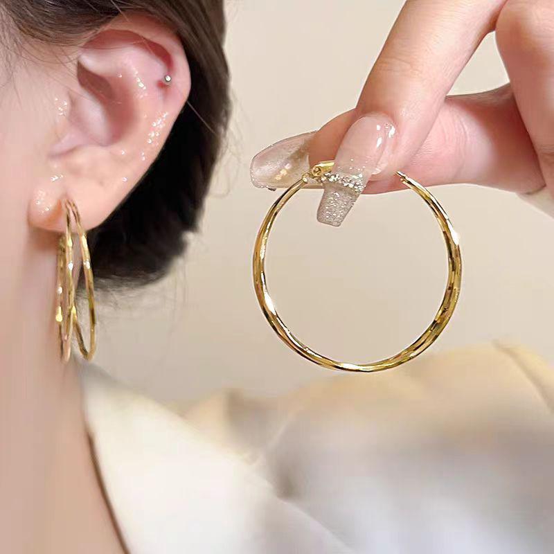 925 Sterling Silver Pearl Tassel Earrings: Elegant Women’s Luxury Drop Earrings for Autumn/Winter.