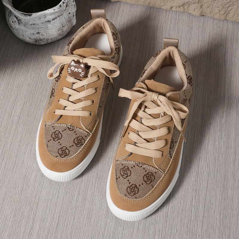 Women Sneakers Summer Classic Cross Strap Designer Anti Slip Flat Shoes for Women Daily Leisure Outdoor Sneakers Women