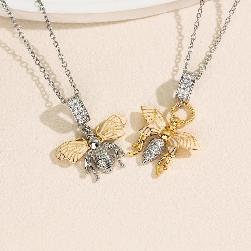 Multicolor Little Bee Pendant Necklace: European & American Style, Simple Oriental Pastoral Design for Women