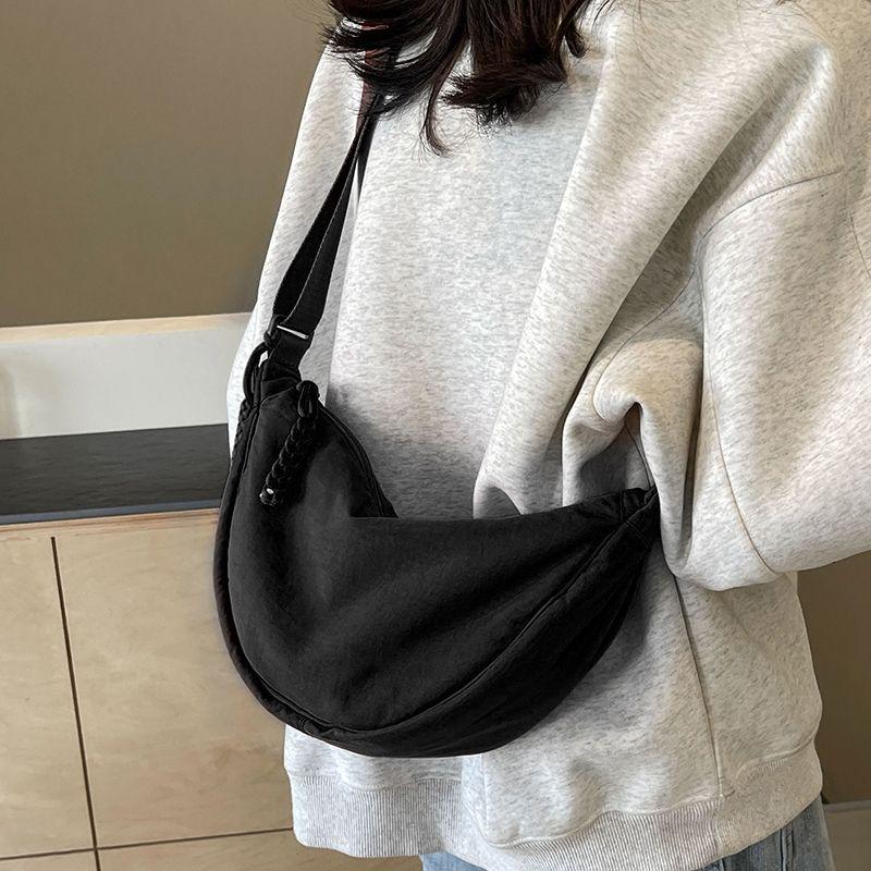 

Spring and Summer Fancy Niche Style Beige Dumpling Bag Black