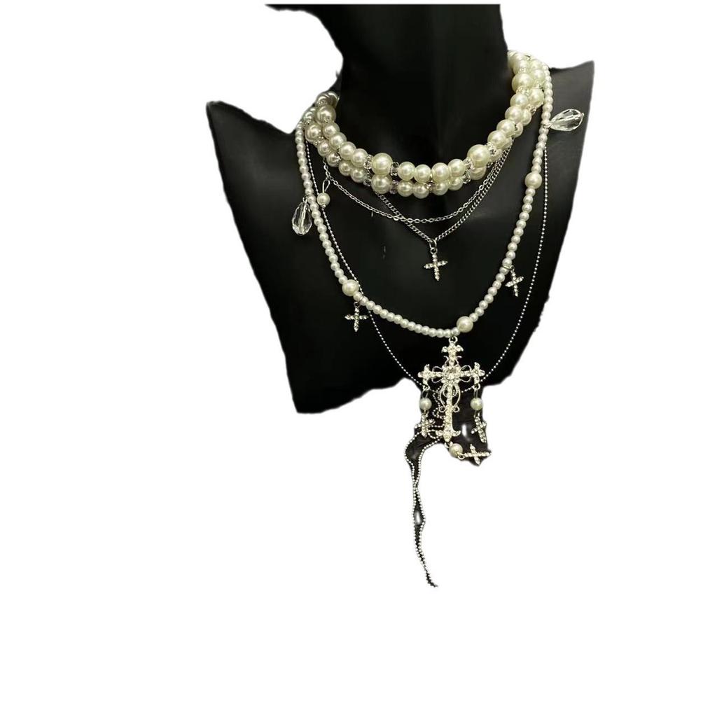 Y2K Stil Mehrlagige Perlen- & Diamanten-Kreuzkette