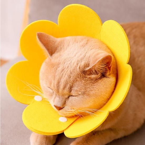 Cat Cone Recovery Collar Adjustable Cute Sunflower Pet Cone Collar Felt Recovery Cone for Kittens Prevents Lick-Bite And Scratching