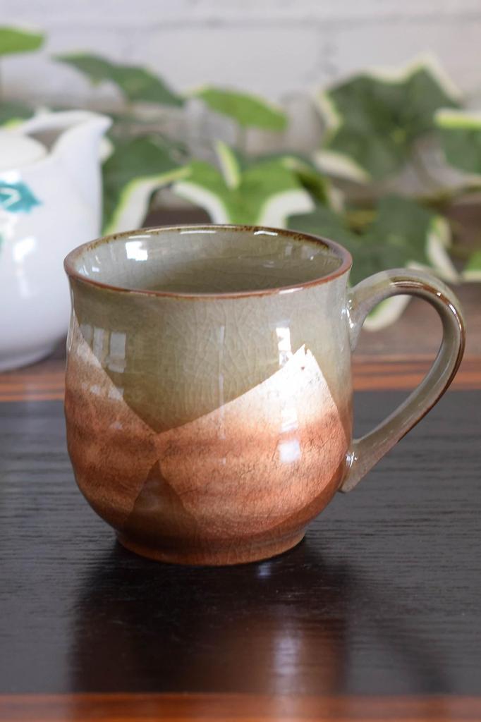 Waza No Kura Stylish Kutani Ware Coffee Mug, Silver-Glazed Orange Ceramic, High-End Brand Tableware, Made In Japan, Perfect Gift for Birthdays, 60th,
