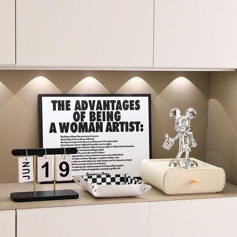 Nordic Minimalist Wooden Desk Calendar Ornament - Soft Decorative Date Display with Free Shipping
