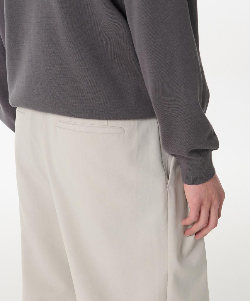 Musinsa Standard Deep Tuck Overlap Wide Hidden Banding Slacks [Dusty Cream]