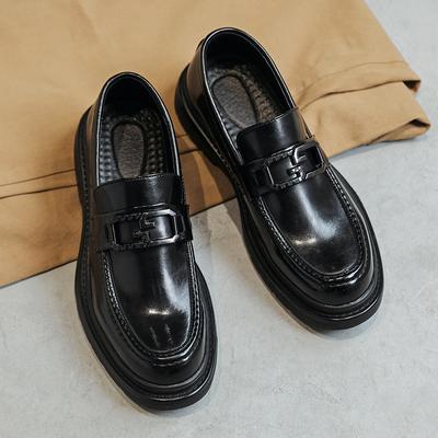 Sapatos de couro pequenos masculinos tamanho grande novo estilo britânico sapatos de cabeça redonda plataforma preta estilo universitário mocassins 3501-T