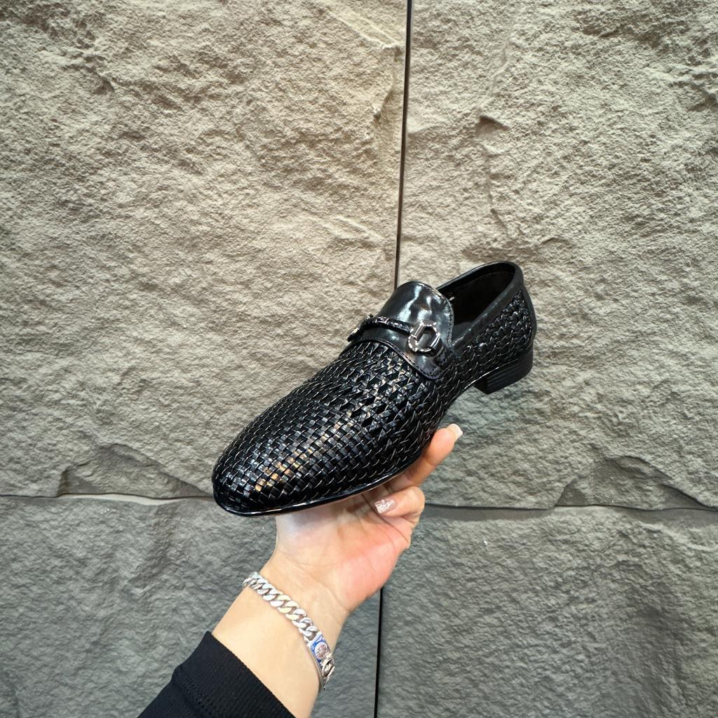 2025 summer new hand-woven leather men's business casual leather shoes simple and comfortable pure leather men's shoes versatile