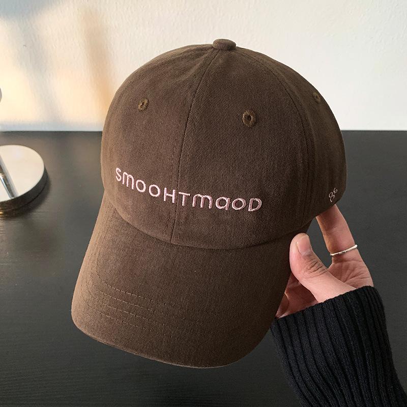The New Korean Style Face Showing Small Cap with Letter Embroidered Blue Baseball Cap for Women In Spring Is A Trendy High Quality Baseball Cap