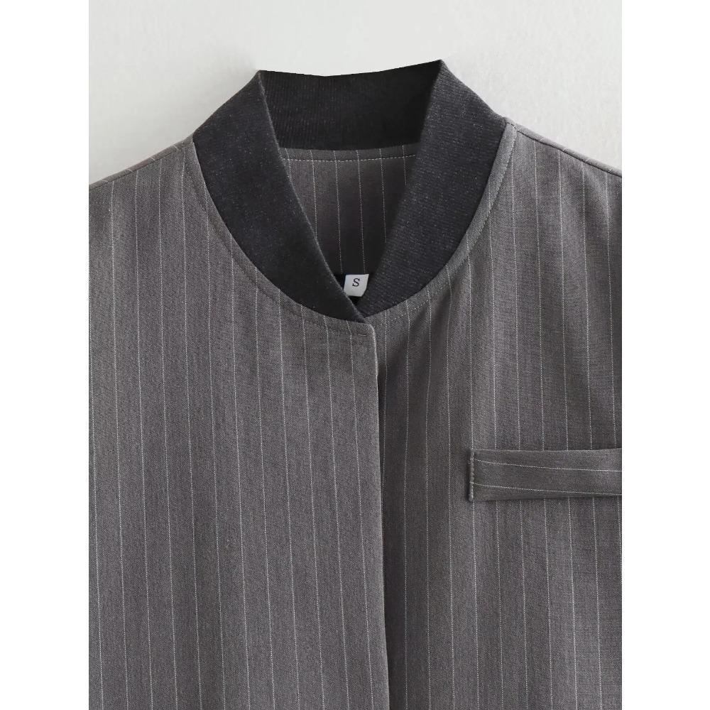 Женский комплект из полосатого пиджака и топа — фото 11