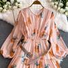 Herbst Vintage Frauen Floral Bedruckte Patchwork Lange Kleid Elegante V-ausschnitt Puff Ärmel Aushöhlen Saum Urlaub Strand Vestidos Neue