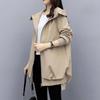 Cappotto antivento con cappuccio casual e ampio da donna in primavera e autunno