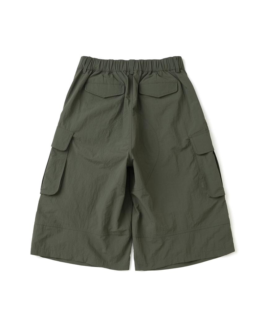NOT4NERD Knee Tuck Parachute Cargo Bermuda Shorts - Khaki