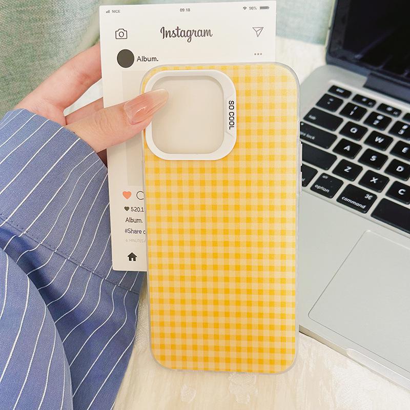 

iPhone 16 Pro Max Star Yellow Plaid Cartoon Summer Case for Girls iPhone 17 Pro Max