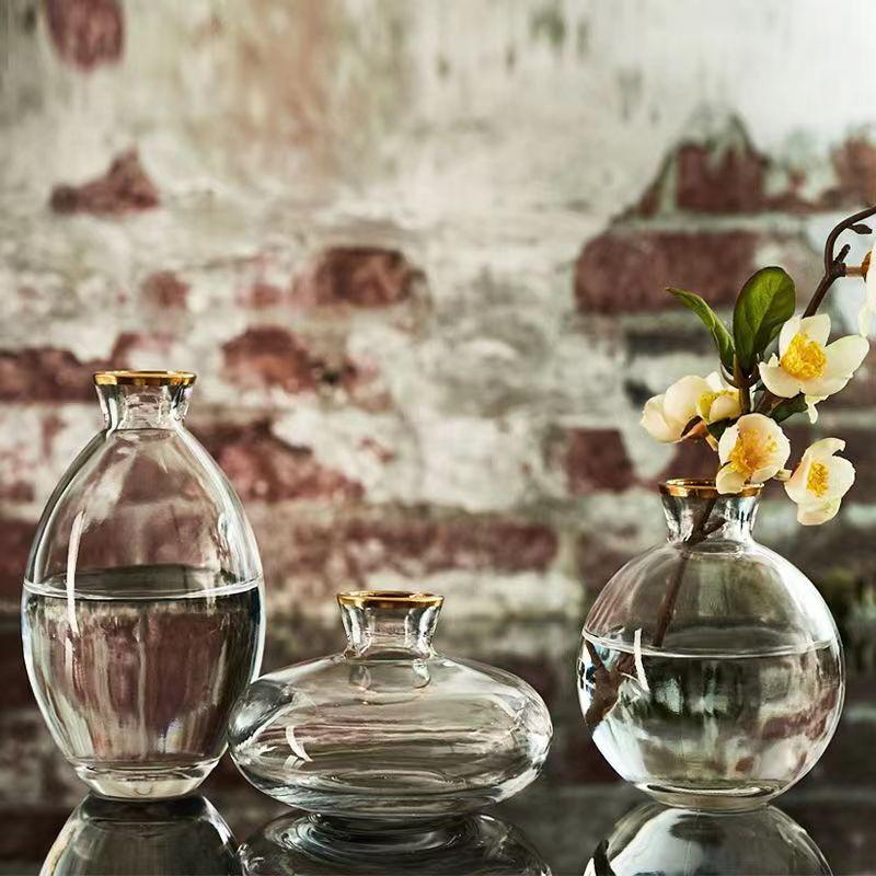 Elegant Retro Glass Vase: High-End Decorative Luxury for Flowers