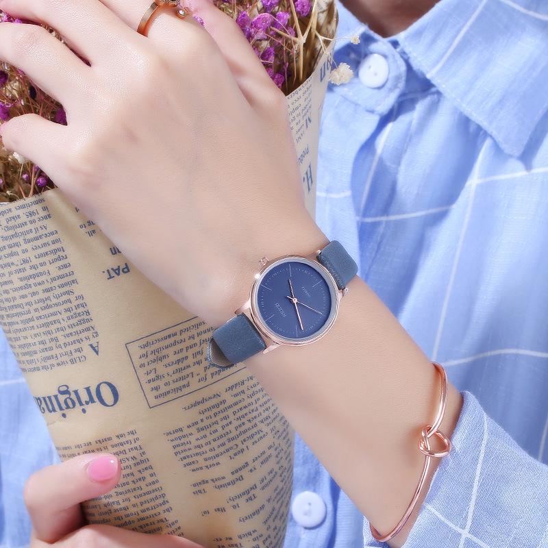 Kezzi 2023 Unisex Trendy College Style Engraved Casual Wristwatch