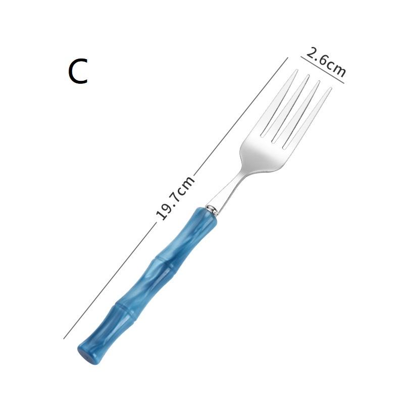 Refined Bamboo Handle Cutlery Set Stainless Steel Suitable for Home Kitchens and Gifts