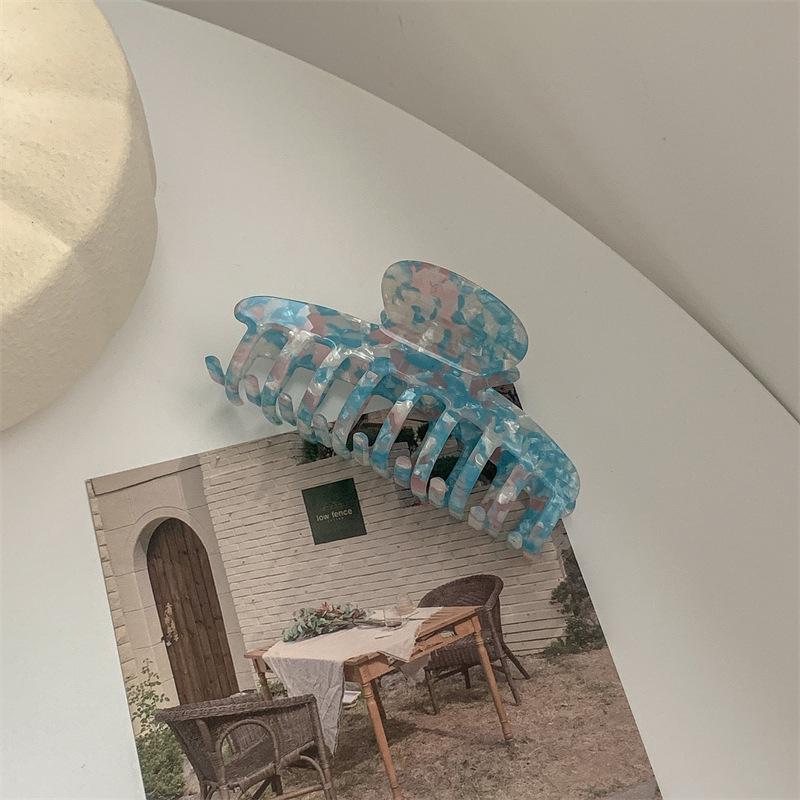 Korean Imitation Acetate High-End Shark Hair Clip - Elegant Hair Accessory for Stylish Looks