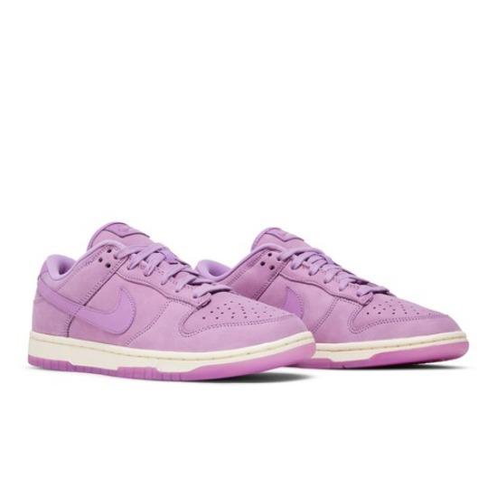 

Nike Женские кроссовки Dunk Low Premium Rush Fuchsia DV7415-500 EU 36 фуксия