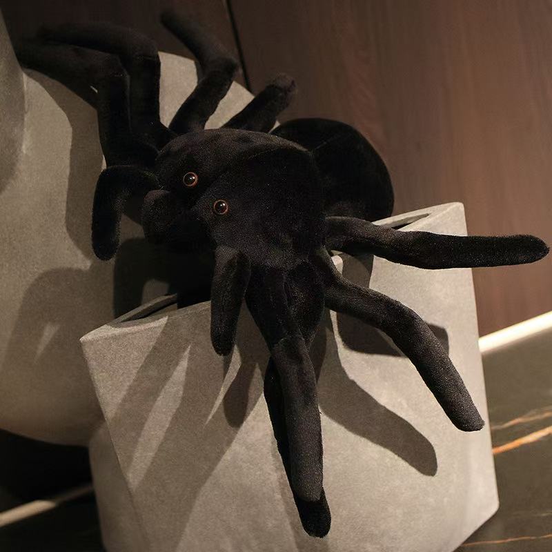 Peluche Bambola Ragno Nero Bambola Fatta a Mano Cartone Animato Anime Cuscino Carino Decorazione per la Casa Giocattolo Regalo di Compleanno per Bambini