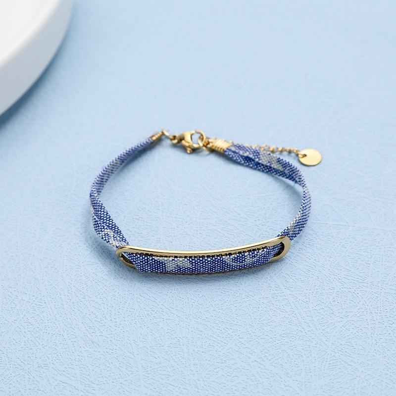 Ethnic Style Personalized Trendy Gold Plated Zircon Flower Design Stainless Steel Luxury-Style Retro Fashion Women's Bracelet