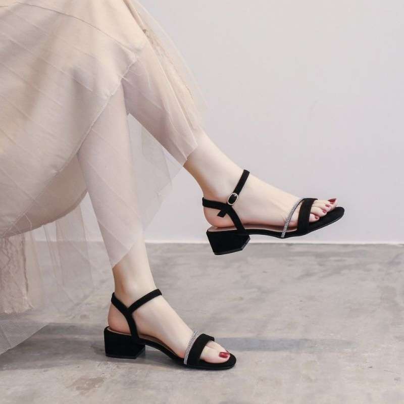 Sandals Female Summer 2025 New Middle Heel Thick Heel One-word Buckle with Rhinestones Fairy Style Versatile Shoes with Skirts