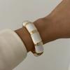 DIEZI Modische Böhmische Schwarz-Weiß-Emaille Armreifen Hip Hop Geometrisch Schwere Goldfarbe Metall Breites Armband für Damen Herren Schmuck
