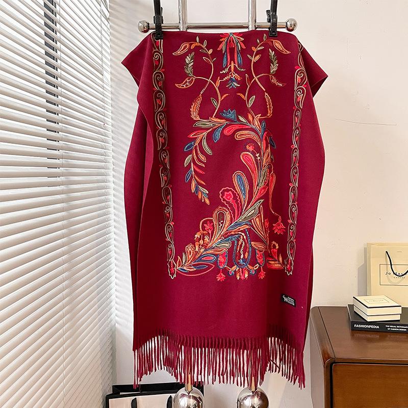 Autumn and winter travel style phoenix tail cashew embroidered imitation cashmere warm scarf ethnic style embroidered fringed shawl