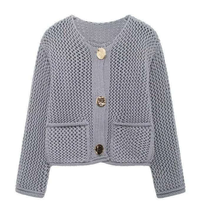 Women's 2024 European & American Knitted Sweater Jacket: 15 Colors, Autumn/Winter, Short Style with Large Pocket & Three Buttons