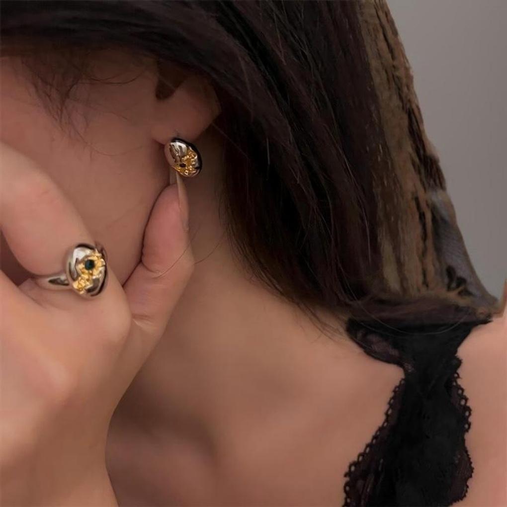Women's Silver Oval Cubic Zirconia Earrings Open Ring