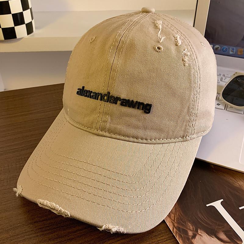 Adjustable Baseball Cap For Adults With Distressed Look For Wear Seasonal