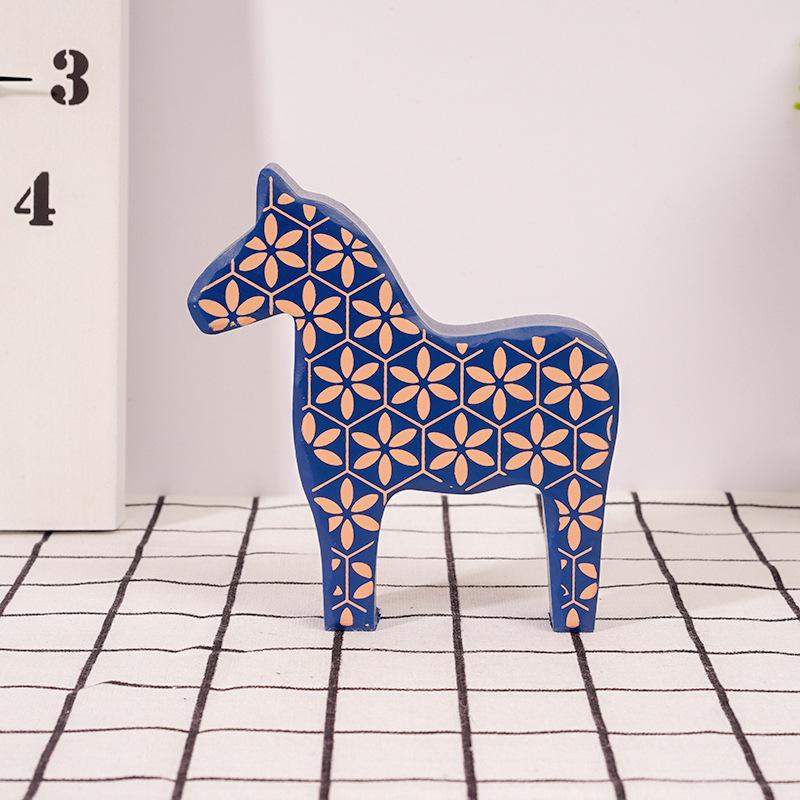 

Wooden Statue Home Decor Horse Figurine Child Toy Gift Crafts Statue Home Desktop Office Interior New House Decoration Ornaments