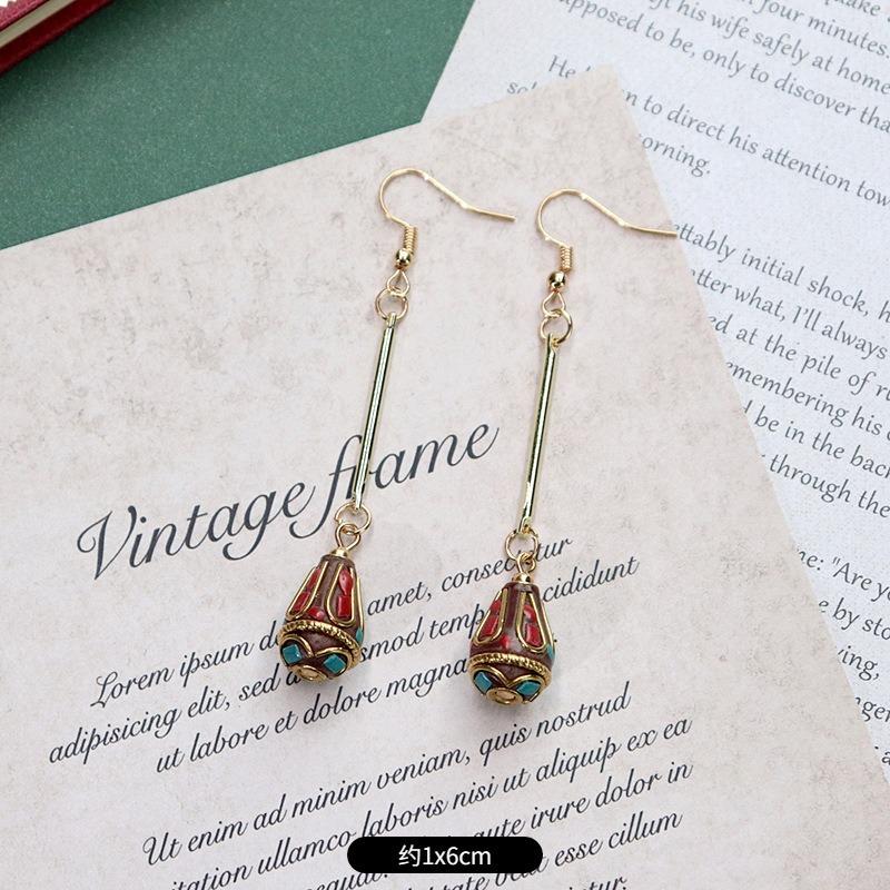Handmade Niche Nepalese Exotic Tibetan Earrings Retro Temperament Simple Earrings Show Face Thin Earrings